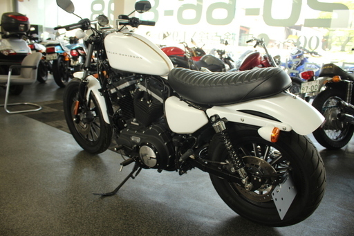 少走行！車検残有 名義変更渡し！ハーレー ダビッドソン XL883N