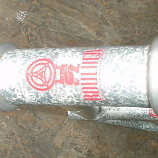 自転車、フレーム　１（１）グレイ色