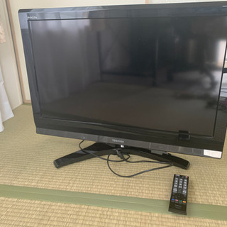 東芝製　REGZA 32型液晶テレビ