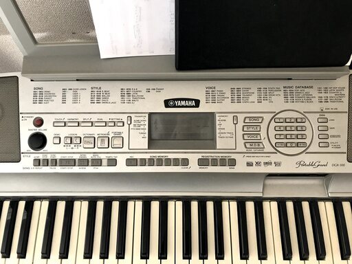 YAMAHA DGX-300】電子ピアノ・キーボード（＋スタンド、ペダル ） | muniotuzco.gob.pe