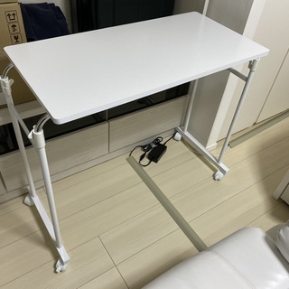 【至急引取希望】伸縮式 ベッド テーブル ホワイト NK-512WH