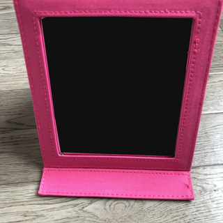 可愛いピンク色　折り畳み鏡　無料譲りします