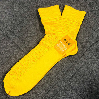 【タグ付き】靴下屋の黄色い靴下