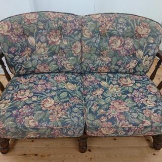 ソファー カリモク 2人掛け 花柄 Karimoku おしゃれ
