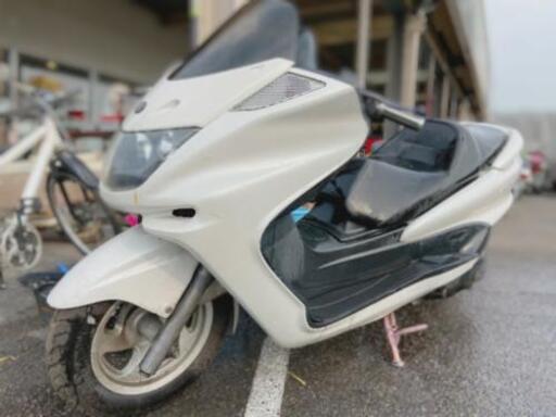 ★マジェスティ★(*^▽^)/★*6月末迄の出品になります。★ホワイト♪ YAMAHA★書類無し★ 部品取り車★