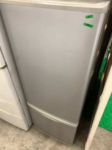 冷蔵冷凍庫　パナソニック　NR-B174W