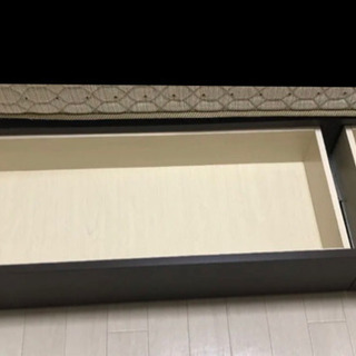 ダブルベッド(収納付き)