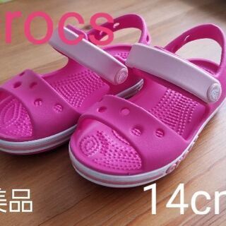 お値下げ！【美品】crocs  キッズ サンダル ピンク 14cm