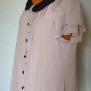 Lodispotto ロディスポット 薄桃色の透け生地 フリル袖のガーリーなブラウス M うめ吉 新宿 のブラウスの中古 古着あげます 譲ります ジモティーで不用品の処分