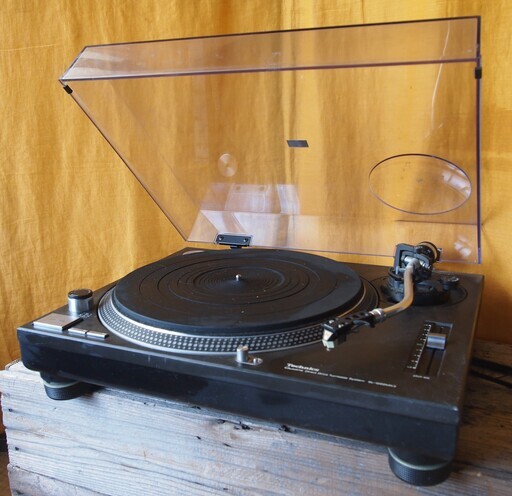 Techniques（テクニクス） SL-1200 mk3　ターンテーブル　その２