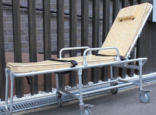 医療・介護用ストレッチャー