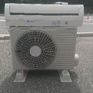 ☆中古品 日立 エアコン 2.2k RAS-R22Z 2011年製 50/60Hz リモコン付き