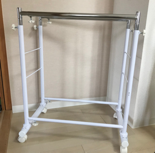 押入れハンガーラック キャスター付 伸縮 かのこ 綾瀬の収納家具 押入れ収納 の中古あげます 譲ります ジモティーで不用品の処分