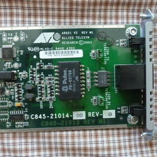 ISDN BRI ネットワーク インターフェイス AR021
