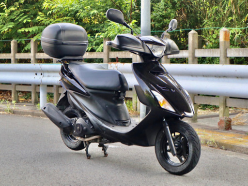 SUZUKI・v125S リミデット・大量収納BOX付き・