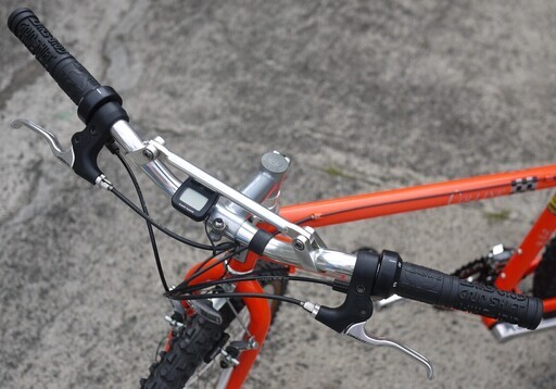 希少 未使用保管品 PEUGEOT COLLINE プジョー コリーヌ TANGE タンゲ