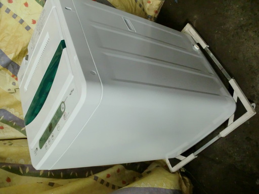 ヤマダ電機　HERB RELAX　4.5K洗濯機　YMW-T45A1　2015年　動作保証1週間付き　引取り可