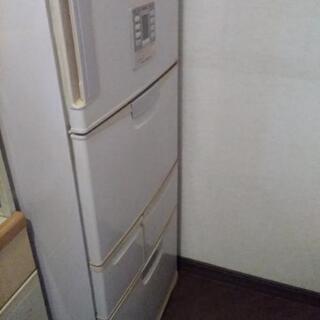 TOSHIBA　冷凍冷蔵庫　５ドア　自動製氷付き