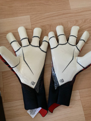 日本未発売 アディダス プレデター ハイブリッド プロモ キーパーグローブ Hika 札幌のサッカーの中古あげます 譲ります ジモティーで不用品の処分 日本未発売 アディダス プレデター ハイブリッド プロモ キーパーグローブ Hika 札幌のサッカーの中古あげます 譲ります ジモティーで不用品の処分