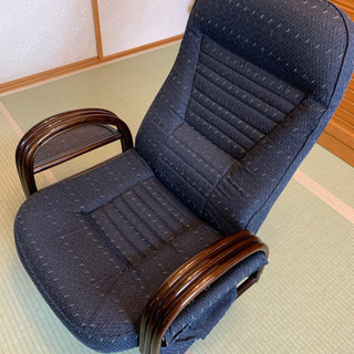 籐のリクライニング座椅子