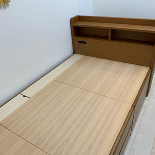 日本製シングルベッド　説明書あり欠品なし　中古　引き出し　棚　引取希望