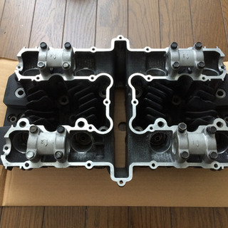 kawasaki Z1000J のシリンダーヘッド 一式 難あり