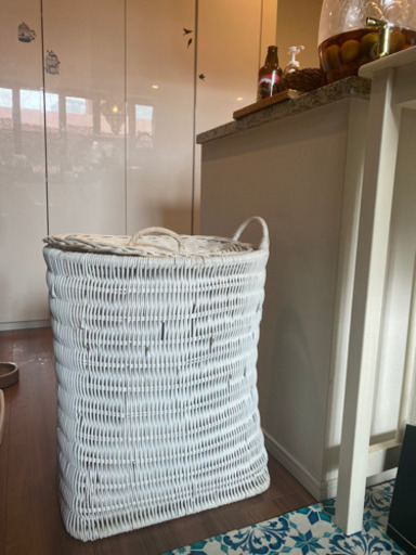 Zara Home 白バスケット片方の取手なし港区赤坂まで引き取り可能な方 Jun 赤坂見附のインテリア雑貨 小物 その他 の中古あげます 譲ります ジモティーで不用品の処分 Zara Home 白バスケット片方の取手なし港区赤坂まで引き取り可能な方 Jun 赤坂見附のインテリア雑貨 小物 その他 の中古あげます 譲ります ジモティーで不用品の処分