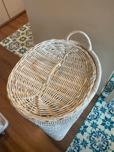 Zara Home 白バスケット片方の取手なし港区赤坂まで引き取り可能な方 Jun 赤坂見附のインテリア雑貨 小物 その他 の中古あげます 譲ります ジモティーで不用品の処分 Zara Home 白バスケット片方の取手なし港区赤坂まで引き取り可能な方 Jun 赤坂見附のインテリア雑貨 小物 その他 の中古あげます 譲ります ジモティーで不用品の処分