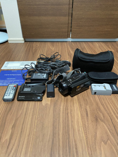 ★値下げ　【美品】SONY ソニー　ハンディカム　HDR-CX7 おまけ付き→メモリーカード、予備バッテリー、ポーチ