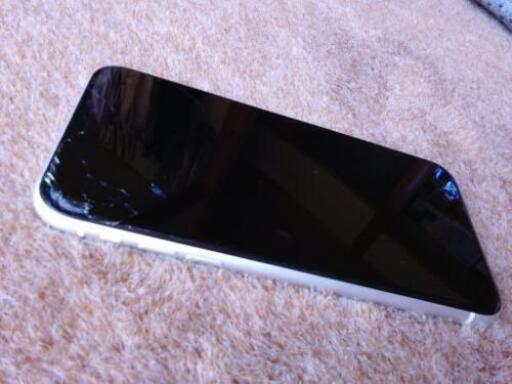 ☆値下げしてます!!!￥53000→￥39800☆Iphone XR 128ギガ ガラス割れあり