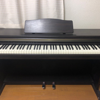 カシオ　電子ピアノ　CDP-7000