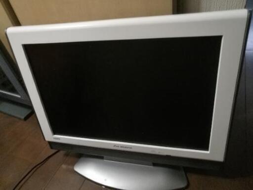 船井電機製　液晶テレビ　19インチ