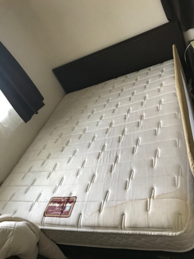 日本ベッド　クイーン　マットレス　フレーム