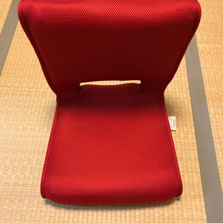 交渉中　座椅子あげます。赤色1 個