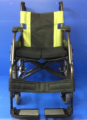 介助式車いす 標準型 ルッタ 40cm幅 VA10134 パナソニック Panasonic