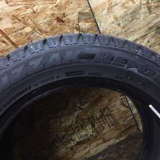 BS BLIZZAK REVO GZ 225/55R17 17インチ スタッドレス 4本 2014年製 スカイライン アテンザセダン フーガ等 (TU53) クレジットカード QR決済可能