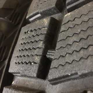 BS BLIZZAK DM-V1 285/60R18 18インチ スタッドレス 4本 ランドクルーザー等 (TG308) クレジットカード QR決済可能