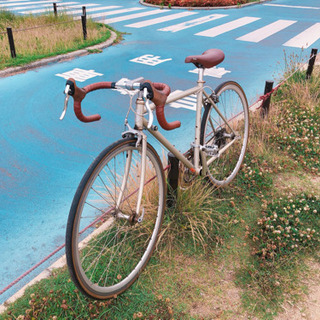 自転車 FUJI STRATOS R クロスバイク ジャパンゴールドの通販はau PAY 