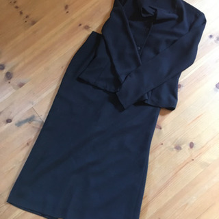 4°C 黒スーツ　ロングスカート
