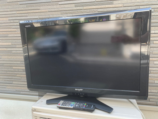 中古品シャープAQUOSのテレビ ＋ ママチャリセット