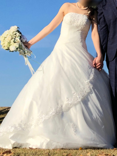結婚式関連　ウェディングドレス