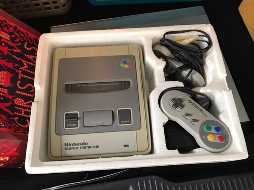 美品 NINTENDO　スーパーファミコン本体 任天堂