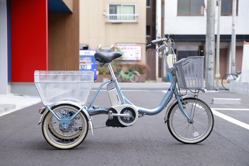 電動アシスト自転車 8,1Ah Lifhium ion