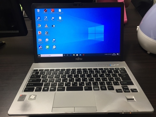 （お取引中）Office2019付　富士通 LIFEBOOK S935/K（高速・小型・軽量　Corei5/4GB/SSD/DVD）