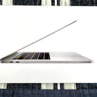 【8月31日まで】【美品】MacBook Pro (15-inc...
