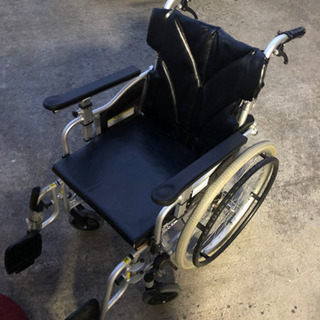 介護のお供に。車椅子の中古がでました！