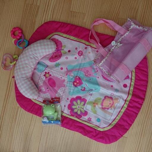 おまけ付 Bright Starts 赤ちゃんプレイマット Ek 東舞鶴の生活雑貨の中古あげます 譲ります ジモティーで不用品の処分 おまけ付 Bright Starts 赤ちゃんプレイマット Ek 東舞鶴の生活雑貨の中古あげます 譲ります ジモティーで不用品の処分