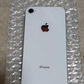 バッテリー100% iPhone8 本体　64GB シルバー　SIMフリー A 100% iPhone 8 シルバー 64 GB SIMフリー本体