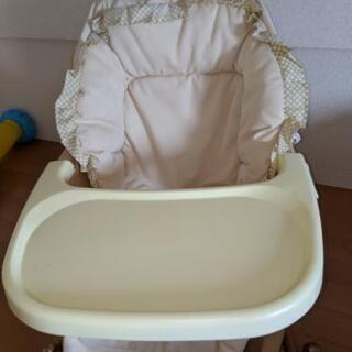 赤ちゃん　離乳食　椅子