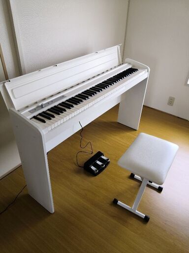 電子ピアノ３点セット　KORG LP-180 (本体＋椅子＋３本ペダル)